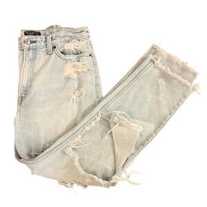Abercrombie Fitch Annie High Rise Girlfriend Jeans Light Wash Distressed Size 28